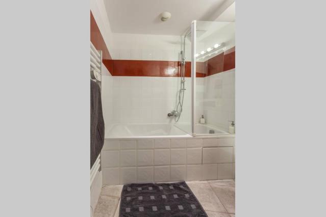 L'Entrecasteaux Apartment Екс ан Прованс Екстериор снимка